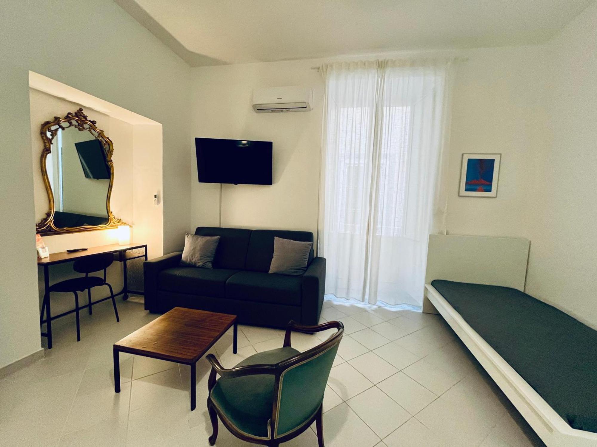 Bed and Breakfast Pop Santa Chiara à Naples Extérieur photo